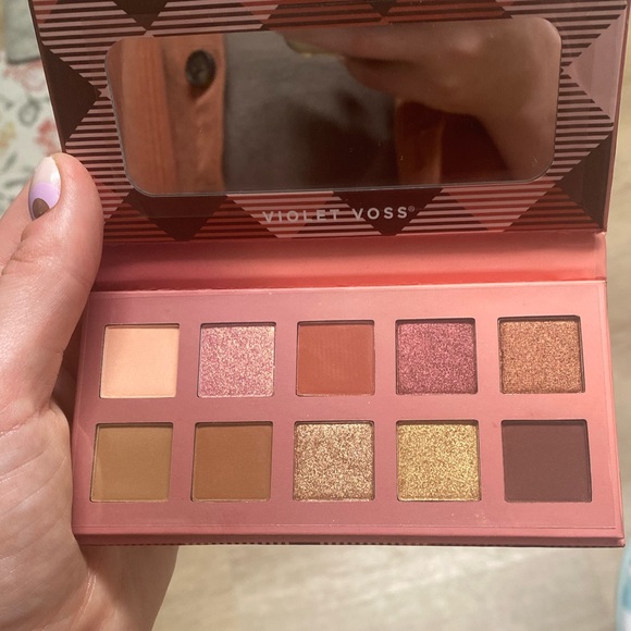 Violet Voss Eye Shadow Palette - Picture 2 of 2